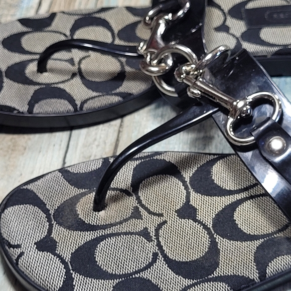 Coach Rikki Sandals. - Picture 8 of 8